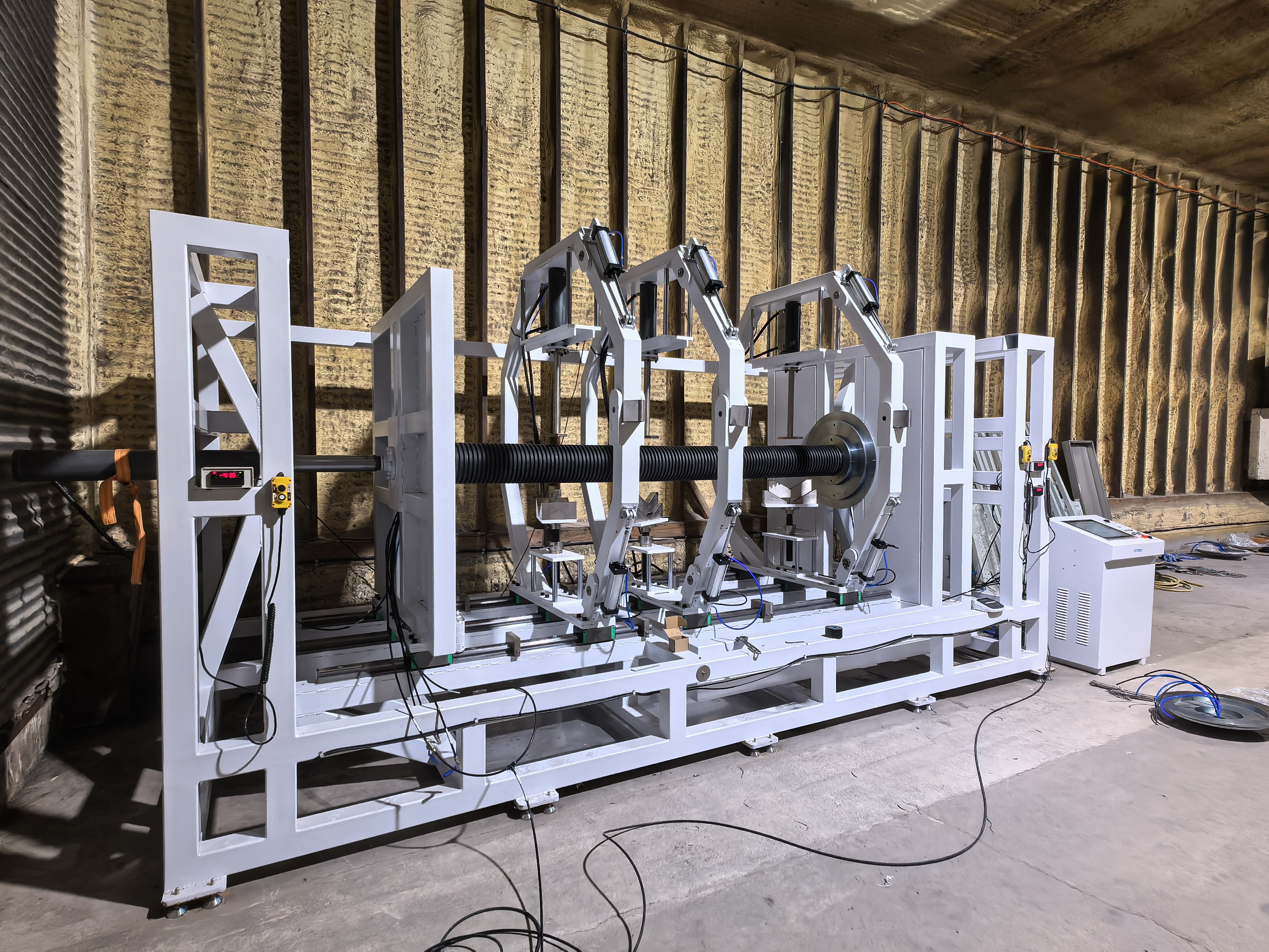 Plastic corrugated pipe testing system