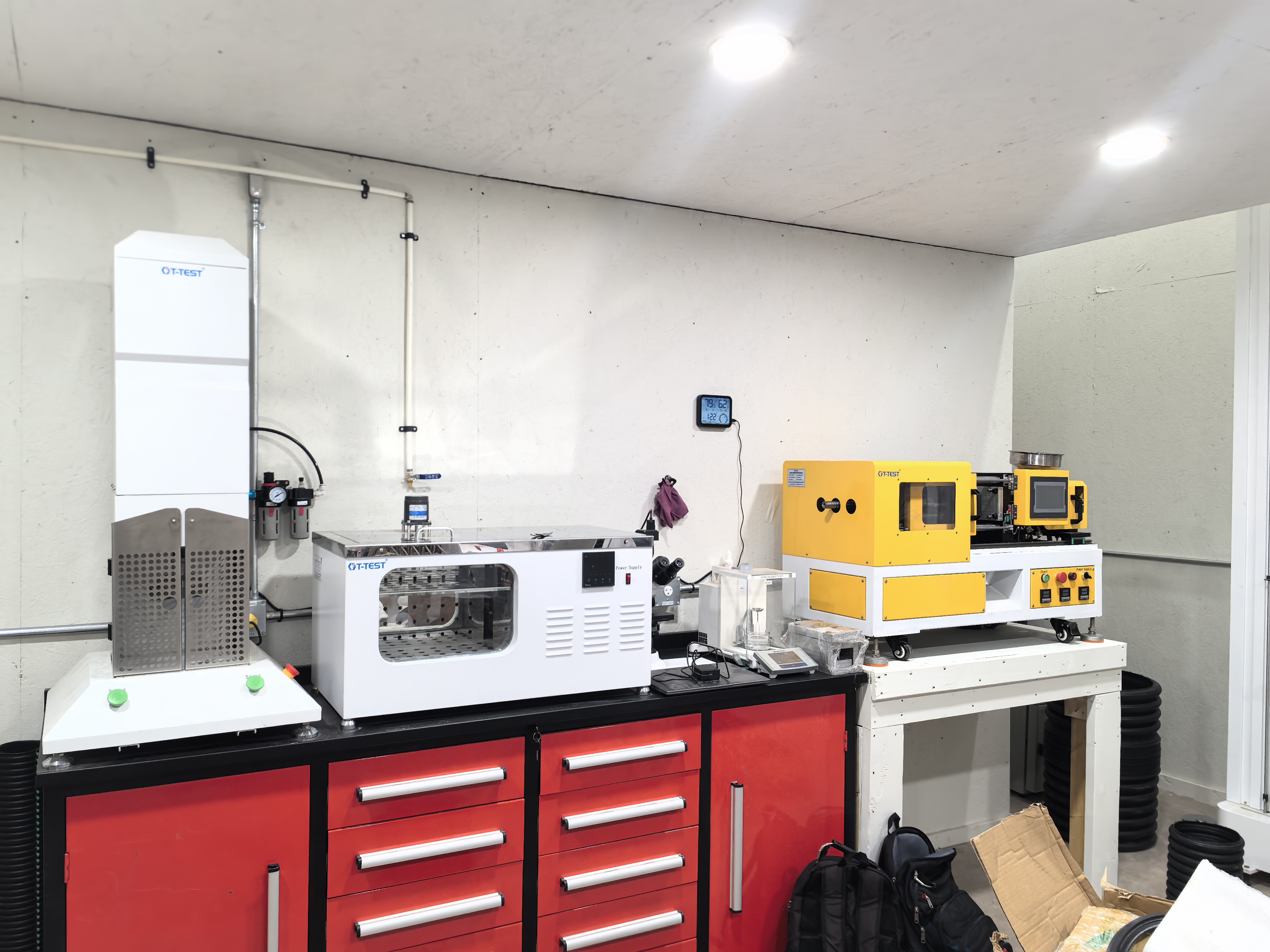 Laboratory testing equipment with control system