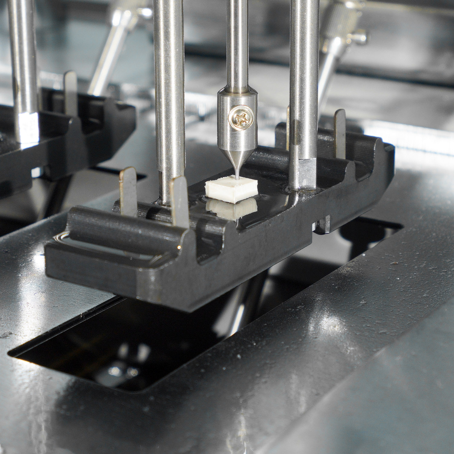 Advanced Technology Stand type HDT And Vicat Softening Temperature Testing Equipment with CE Certificate 